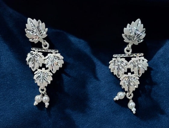 Chinar leaf earring